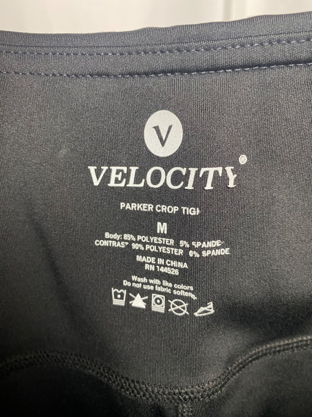 💙5/$15 Velocity Womenʻs Black Parker Crop Tight High Rise Workout Leggings M - Picture 2 of 6